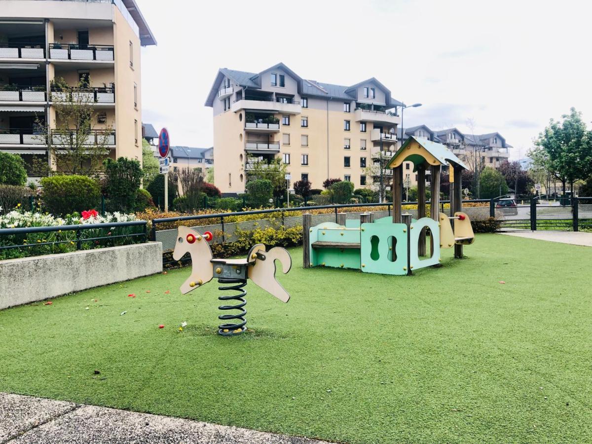 Cosy Apartement Near Geneva Saint-Julien-en-Genevois Zewnętrze zdjęcie